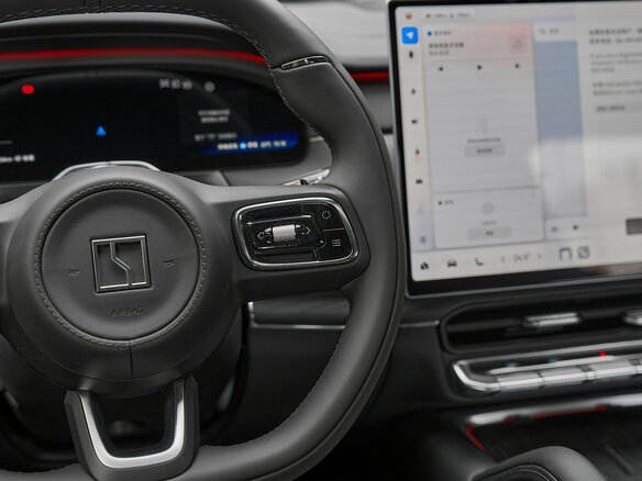 2026 Zeekr 8X 70 kWh, чёрный, 11600000 рублей - вид 16