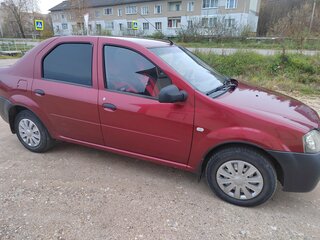 2009 Renault Logan I, красный, 298000 рублей, вид 4