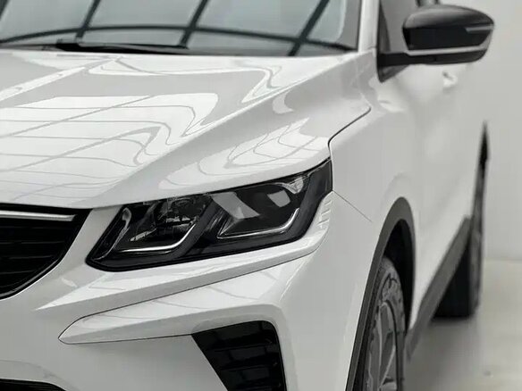 2025 Geely Coolray (Binyue L) I Рестайлинг 2, белый, 1650003 рублей - вид 4