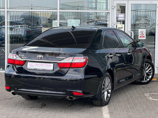 2016 Toyota Camry VII (XV50) Рестайлинг, чёрный, 2159000 рублей, вид 2