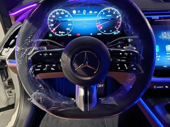 2026 Mercedes-Benz E-Класс 300 VI (W214, S214), белый - вид 15