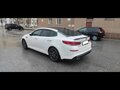 2018 Kia Optima IV Рестайлинг, белый, 1850000 рублей - вид 4