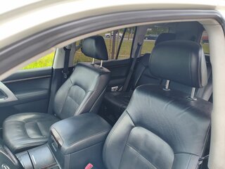 2013 Toyota Land Cruiser 200 Series Рестайлинг 1, белый, 3950000 рублей, вид 5