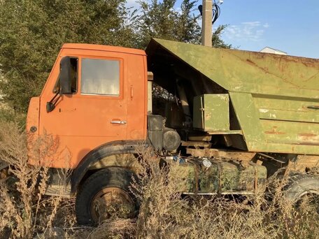 1991 КамАЗ 55102, оранжевый, 650000 рублей, вид 5