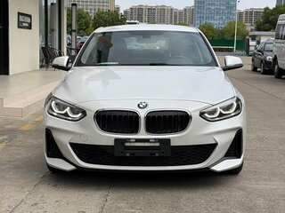 2023 BMW 1 серии 120i III (F52) Рестайлинг, белый, 1950000 рублей, вид 2