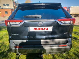 2021 Toyota RAV4 V (XA50), чёрный, 3600000 рублей, вид 4