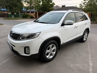 2012 Kia Sorento II Рестайлинг, белый, 1750000 рублей, вид 1