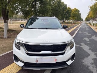 2021 Kia KX3, белый, 1590000 рублей, вид 2