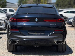2026 BMW X6 40i III (G06) Рестайлинг, чёрный, 12000000 рублей, вид 5