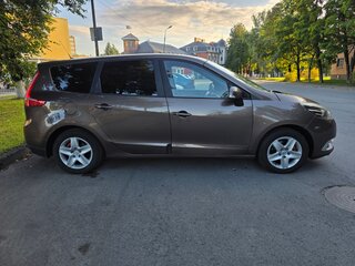2014 Renault Scenic Grand III Рестайлинг 2, коричневый, 1100000 рублей, вид 3