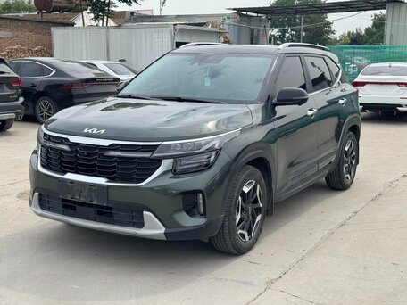 2023 Kia Seltos I Рестайлинг, серый, 1800000 рублей, вид 1