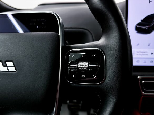 2024 Li Auto (Lixiang) L9 44.5 kWh I, чёрный - вид 15