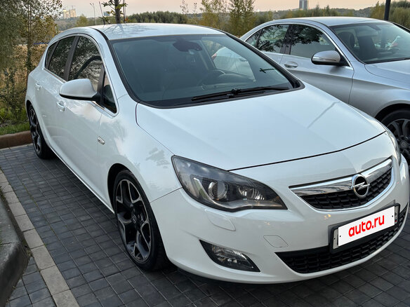 2012 Opel Astra J, белый, 945000 рублей - вид 10