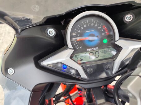 2026 Racer Skyway, красный, 138000 рублей, вид 4