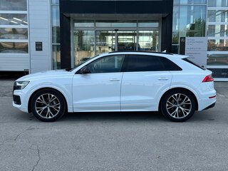 2019 Audi Q8 55 TFSI I (4M), белый, 6450000 рублей, вид 4