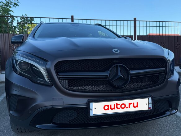 2015 Mercedes-Benz GLA 200 I (X156), коричневый, 2500000 рублей