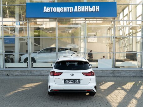 2019 Kia Ceed III, белый, 1599000 рублей, вид 5