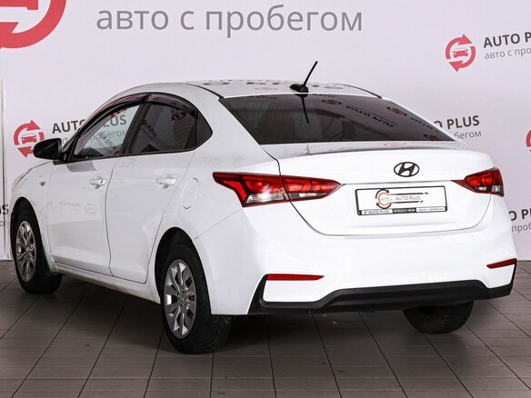 2019 Hyundai Solaris II, белый, 1150000 рублей - вид 1