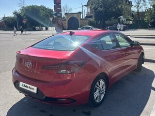 2020 Hyundai Elantra VI (AD) Рестайлинг, красный, 1400000 рублей, вид 2