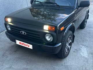 2015 Lada (ВАЗ) 2121 (4x4) Urban I Рестайлинг, чёрный, 670000 рублей, вид 2