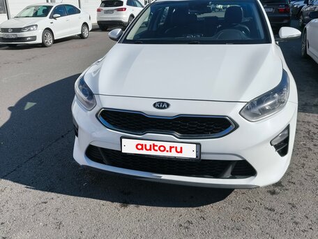2019 Kia Ceed III, белый, 1300000 рублей, вид 2