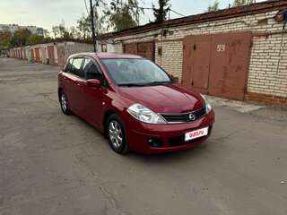 2010 Nissan Tiida I Рестайлинг, красный, 930000 рублей, вид 2