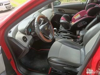 2013 Chevrolet Cruze I Рестайлинг, красный, 450000 рублей, вид 3