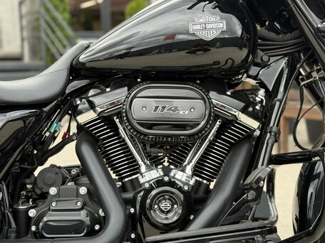 2022 Harley-Davidson Street Glide, чёрный, 2600000 рублей, вид 4