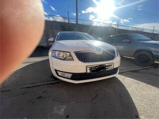 2014 Skoda Octavia III (A7), белый, 900000 рублей, вид 2