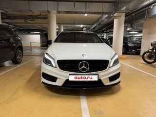 2013 Mercedes-Benz A-Класс 180 III (W176), белый, 1750000 рублей, вид 2