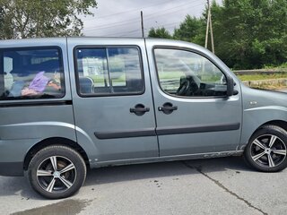 2012 Fiat Doblo I Рестайлинг, серый, 600000 рублей, вид 4