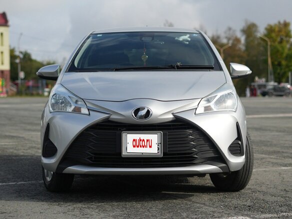 2018 Toyota Vitz III (XP130) Рестайлинг 2, серый - вид 8