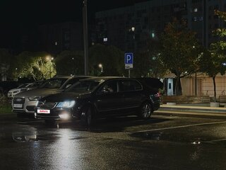 2014 Skoda Superb DSG II Рестайлинг, чёрный, 2100000 рублей, вид 3