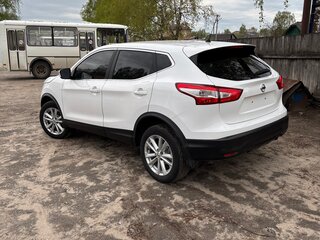 2016 Nissan Qashqai II, белый, 1200000 рублей, вид 2