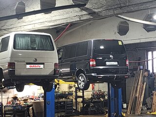 2008 Volkswagen Multivan T5, чёрный, 1750000 рублей, вид 3
