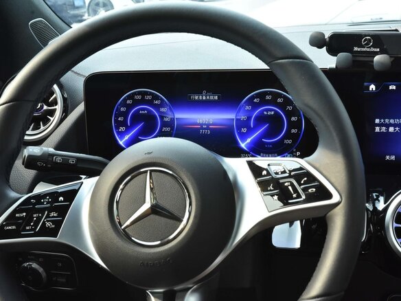 2025 Mercedes-Benz EQA 260 I Рестайлинг, белый, 4445000 рублей - вид 15