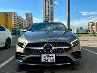 2018 Mercedes-Benz A-Класс 180 IV (W177), серый, 1910000 рублей, вид 2