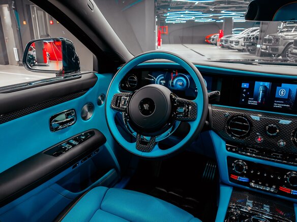 2025 Rolls-Royce Ghost Black Badge II Рестайлинг (Series II), чёрный, 46000000 рублей - вид 20