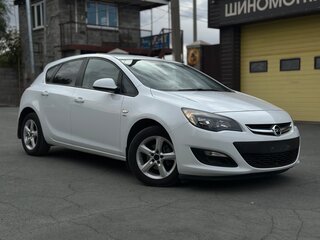 2013 Opel Astra J Рестайлинг, белый, 780000 рублей, вид 3