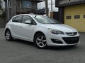 2013 Opel Astra J Рестайлинг, белый - вид 2