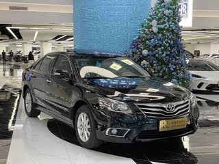 2013 Toyota Camry VII (XV50), чёрный, 1977600 рублей, вид 3