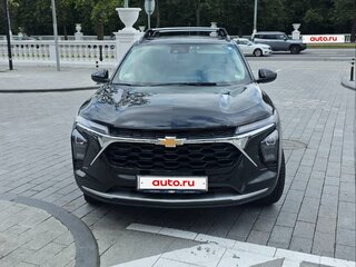 2024 Chevrolet Trax II, чёрный, 2010000 рублей, вид 2