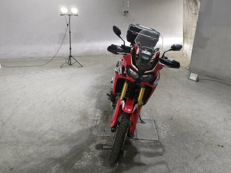 2017 Honda CRF 1000L Africa Twin, красный, 1050000 рублей, вид 3