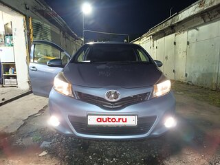 2012 Toyota Vitz III (XP130), голубой, 600000 рублей, вид 1