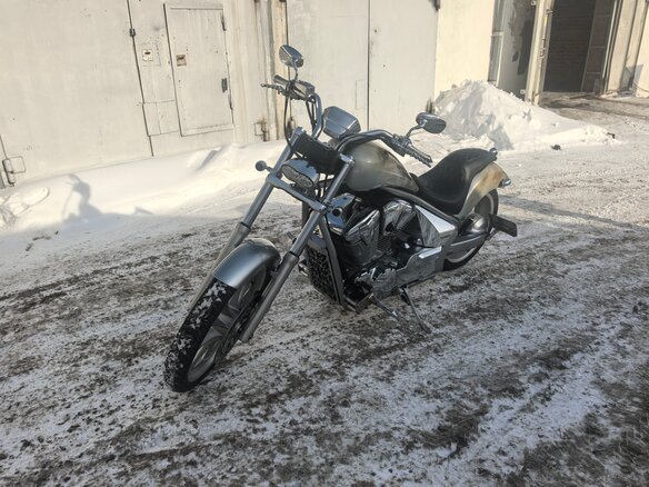 2010 Honda VT 1300CX Fury, серый - вид 3