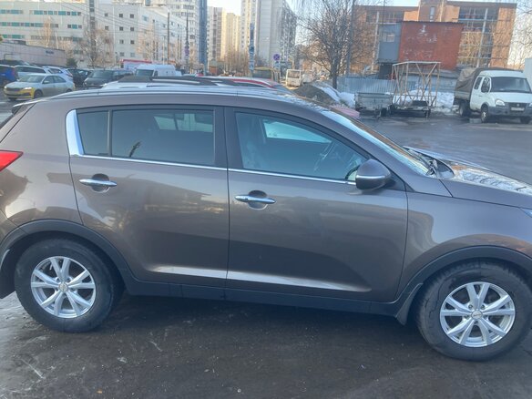 2013 Kia Sportage III, коричневый, 1250000 рублей - вид 1