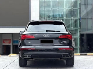 2024 Audi Q5 L 40 TFSI II (FY) Рестайлинг, чёрный, 4870700 рублей, вид 4