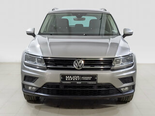 2019 Volkswagen Tiguan II, серебристый, 1985000 рублей, вид 2