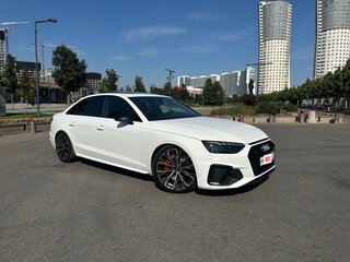 2019 Audi A4 45 TFSI V (B9) Рестайлинг, белый, 3249000 рублей, вид 4