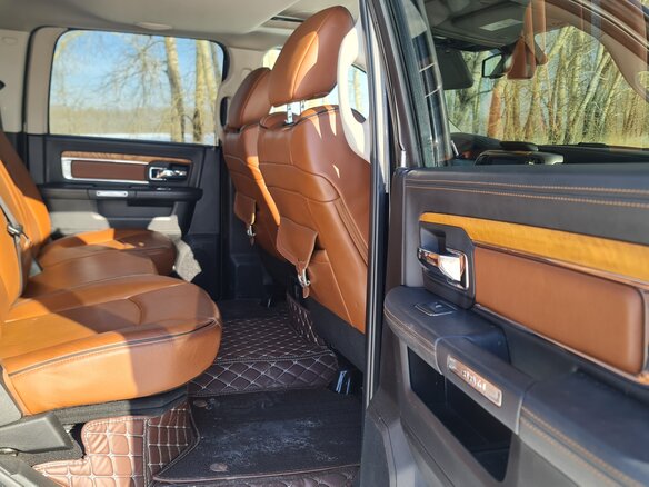 2018 Ram 1500 Crew Cab IV (DS/DJ), чёрный, 4950000 рублей - вид 30